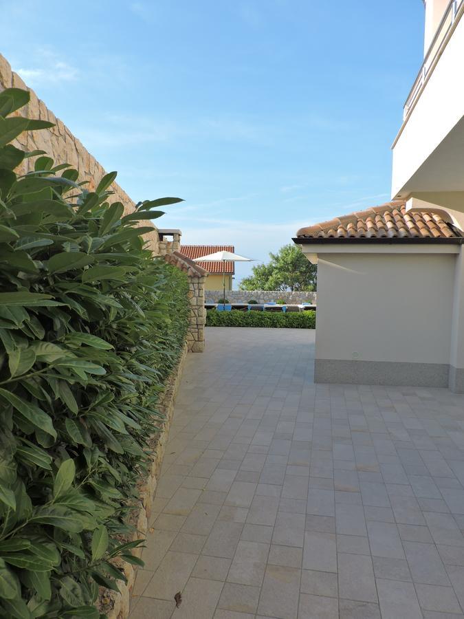 Apartments Villa Residenca Novi Vinodolski Exterior photo